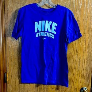 Nike tee athletic cut
